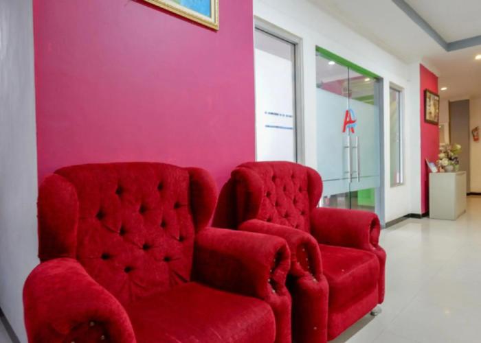 RedDoorz near Citraland Waterpark Kendari