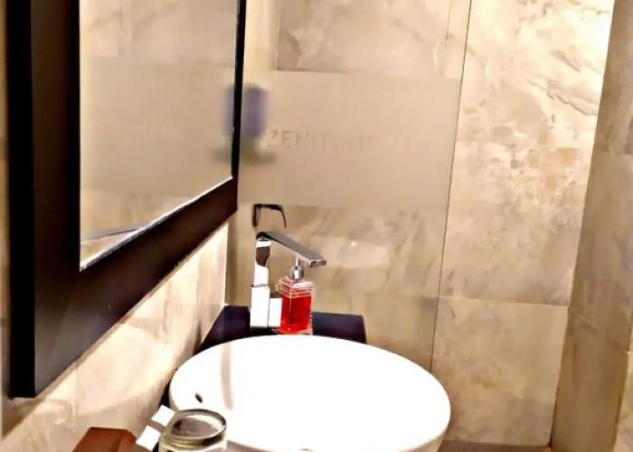 Zenith Hotel
