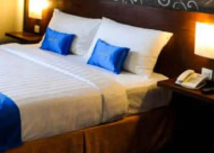 Zenith Hotel