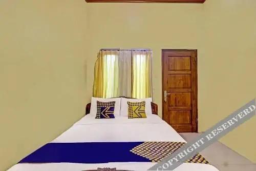 Capital O 91650 Hotel Pratama