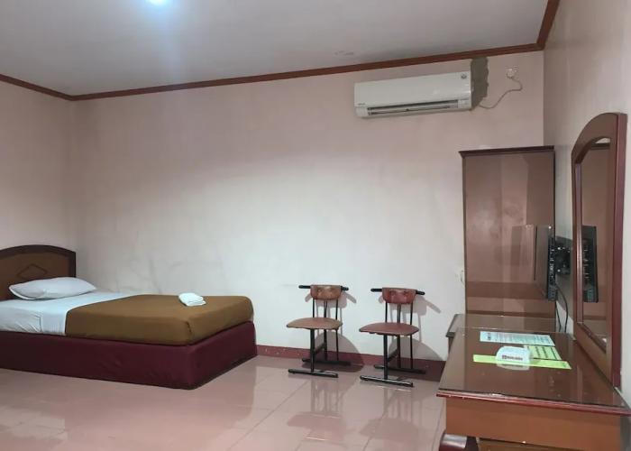 OYO 93650 Pondok Baruga 777 Near Sarewo Musik Studio Kendari