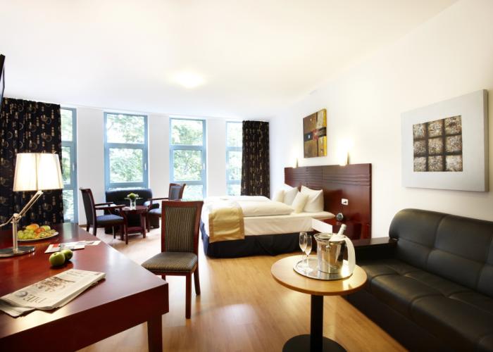 Hotel Kiel by Golden Tulip