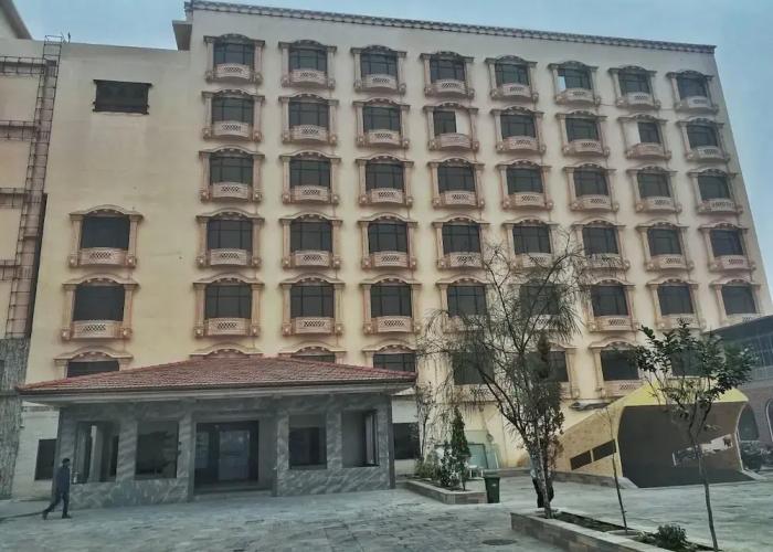 Diamond Palace Lords Plaza