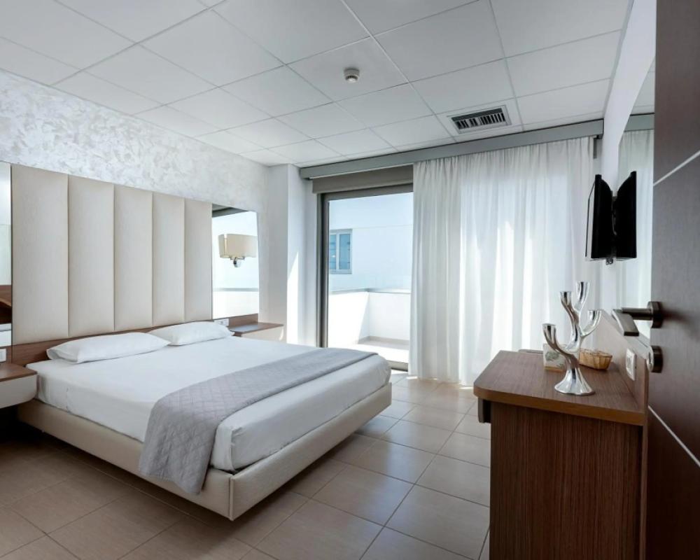 фото Royal Bay