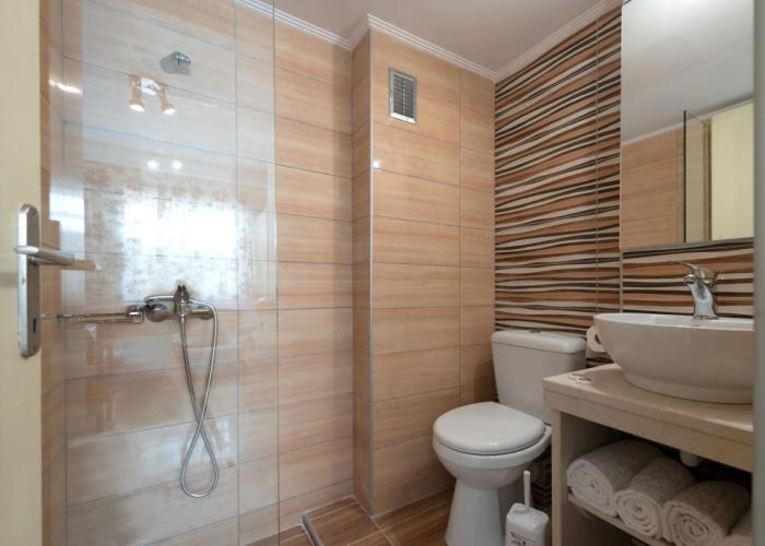 Erato Studios & Apartments