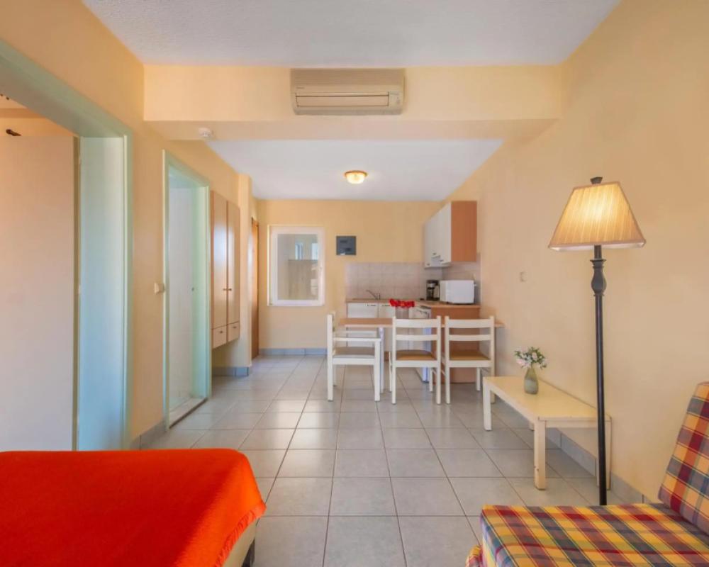 фото Pavlos Hotel