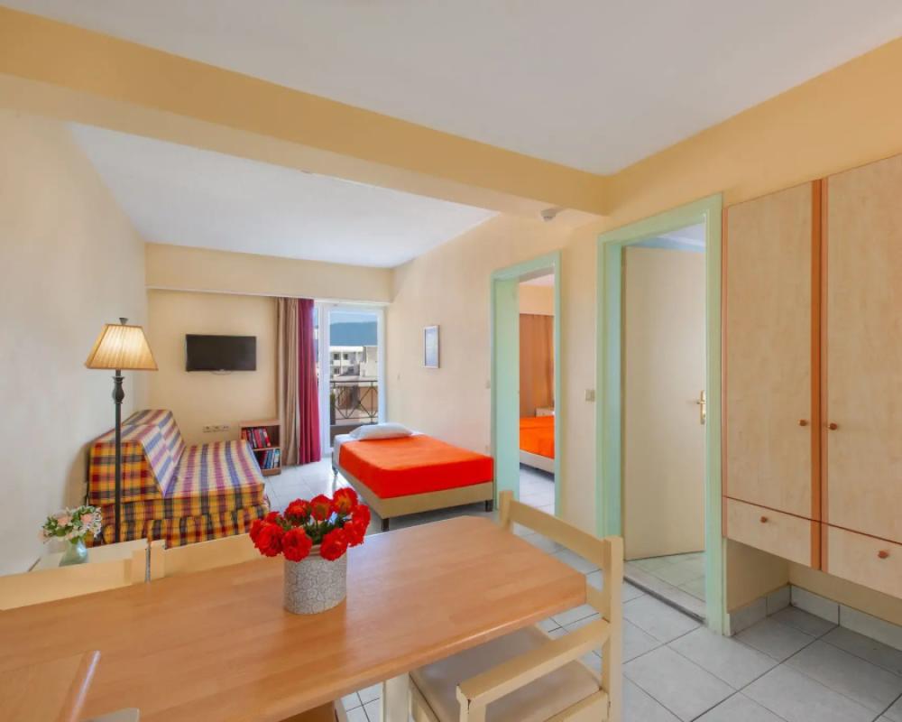 фото Pavlos Hotel
