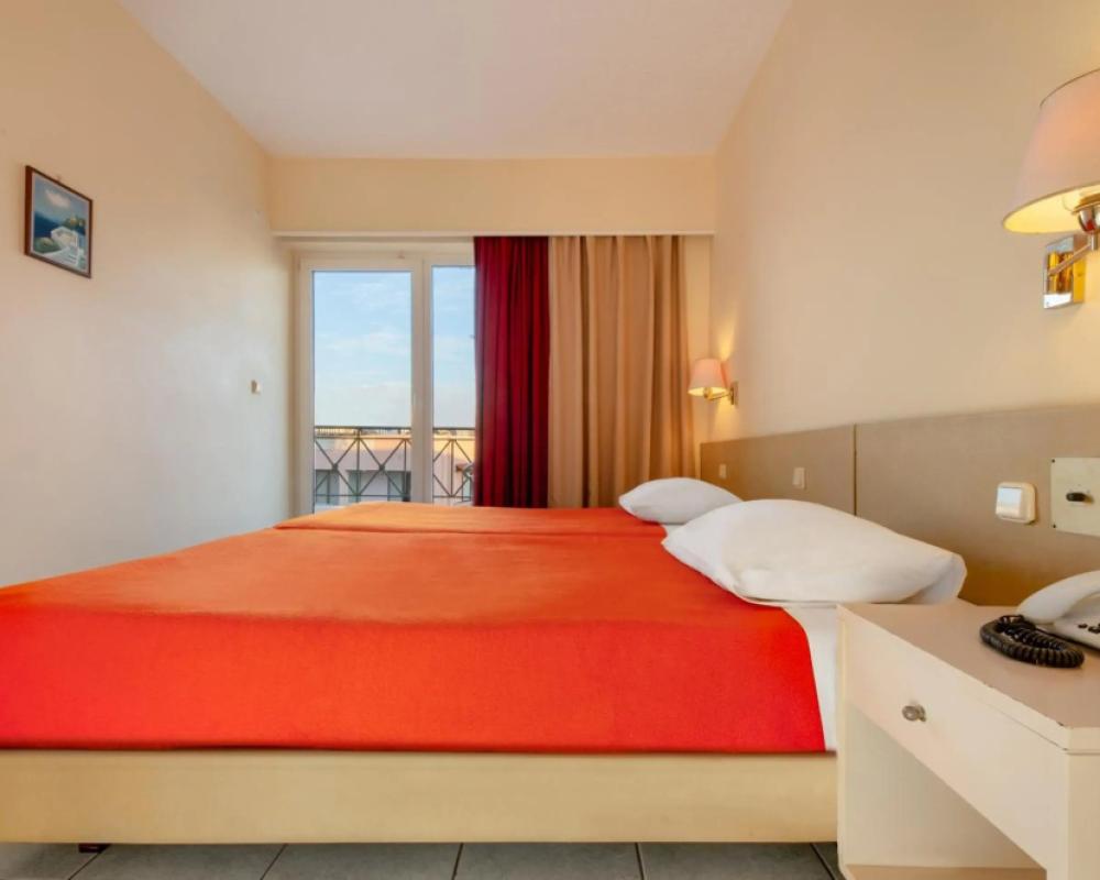 фото Pavlos Hotel