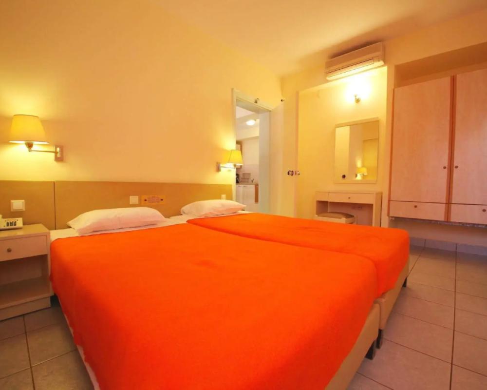 фото Pavlos Hotel