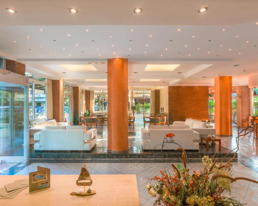 фото Pavlos Hotel