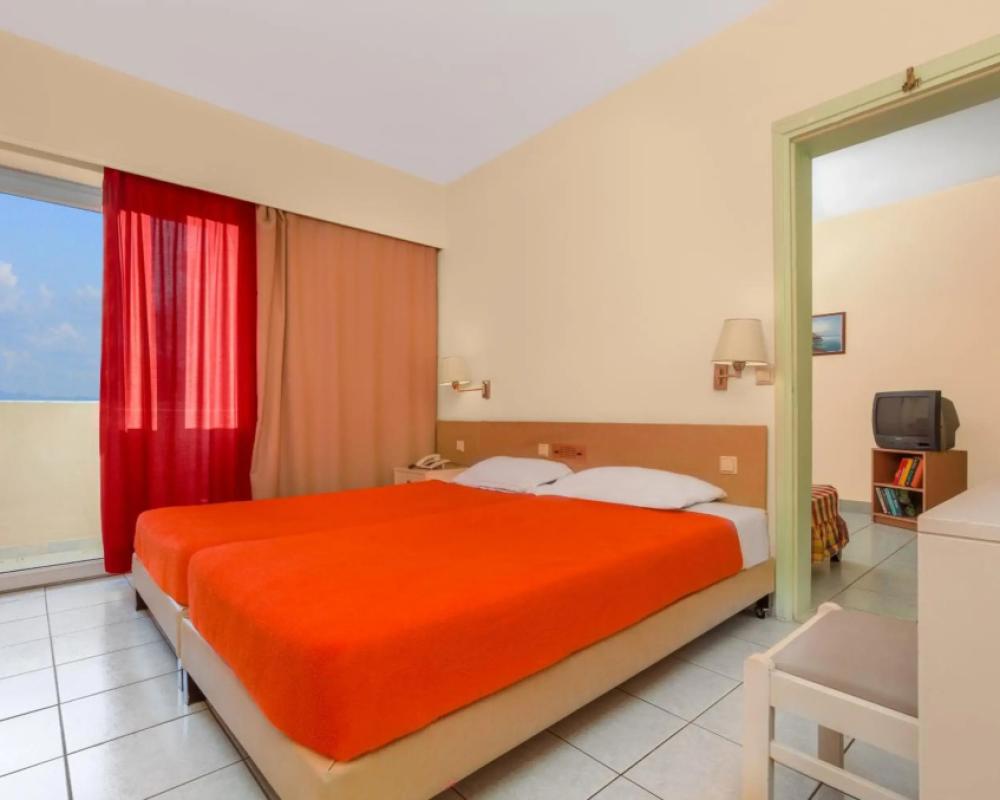 фото Pavlos Hotel