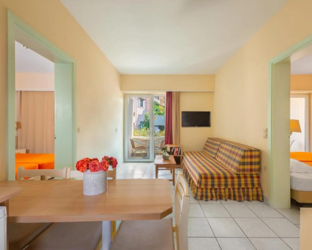 фото Pavlos Hotel