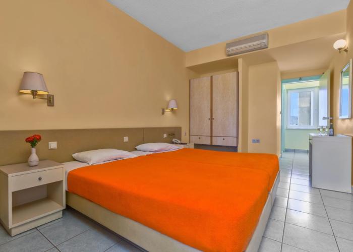 Pavlos Hotel