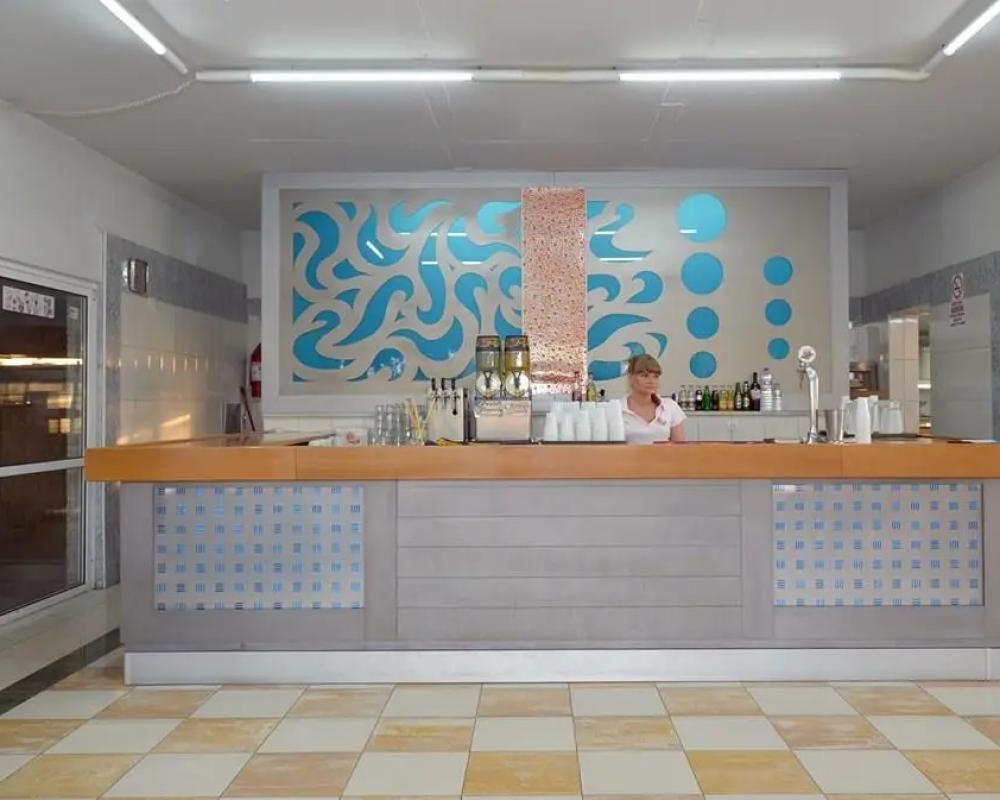 фото Atlantis Hotel