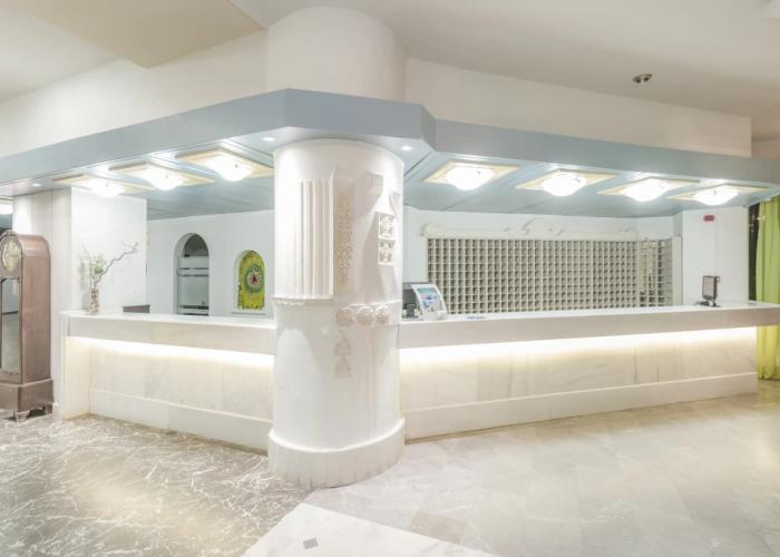 Atlantis Hotel