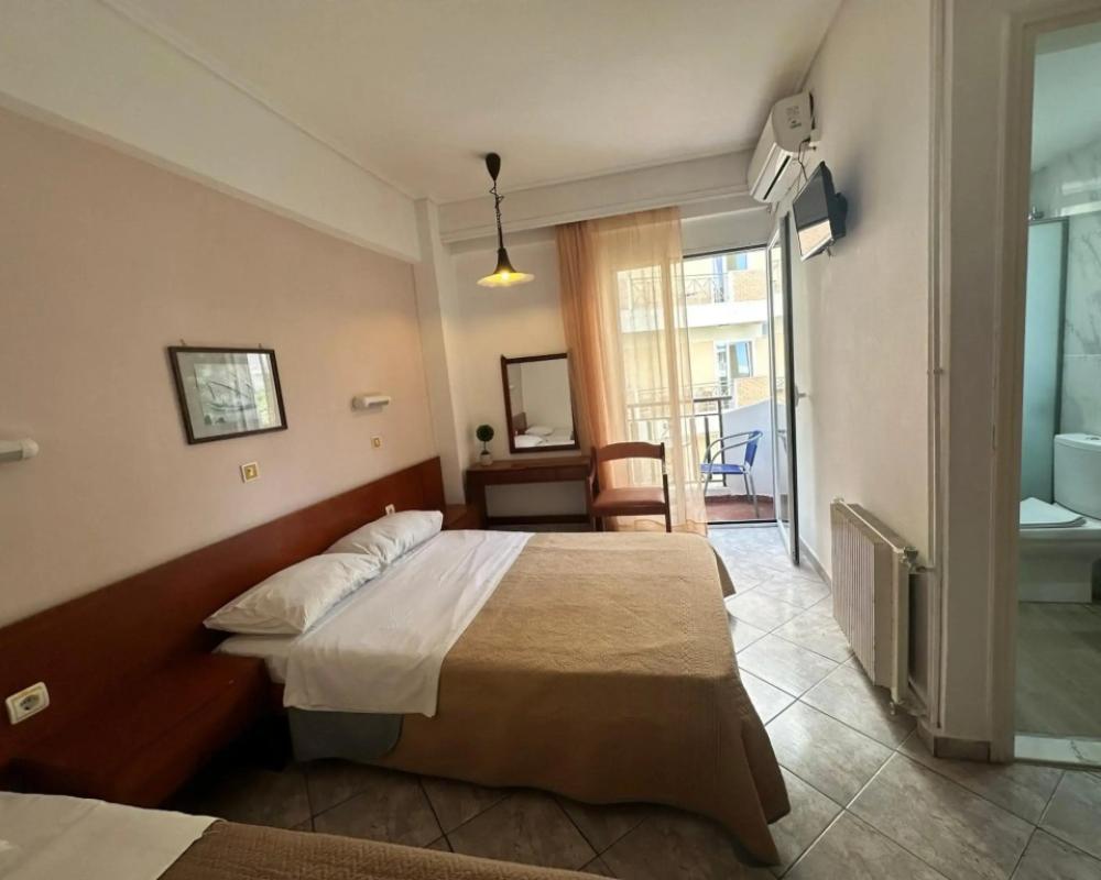 фото Captain's Hotel