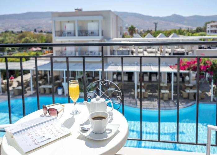 Peridis Family Resort