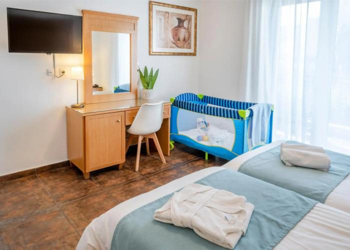 Peridis Family Resort
