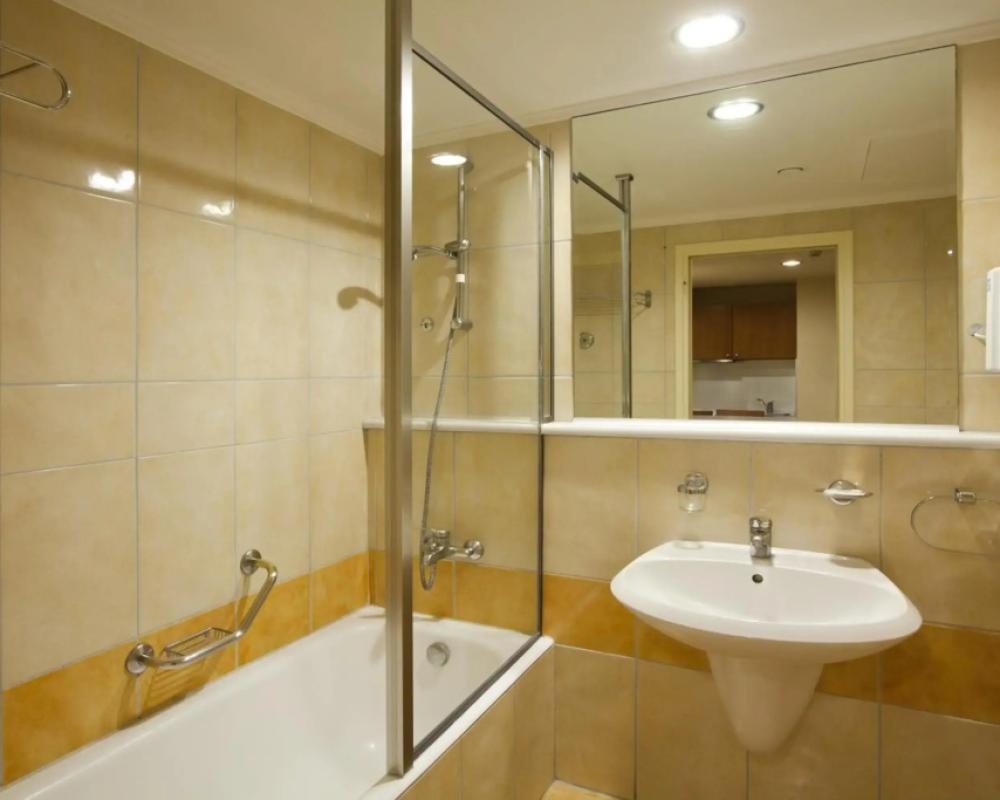фото Alexandra Hotel