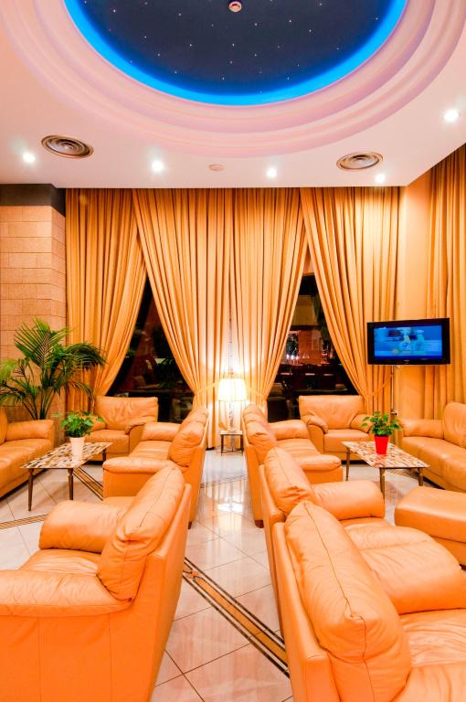фото Alexandra Hotel