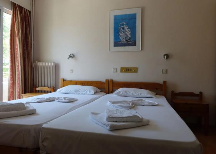 Bristol Hotel & Apartments