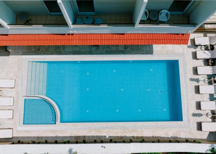 Zephyros Hotel