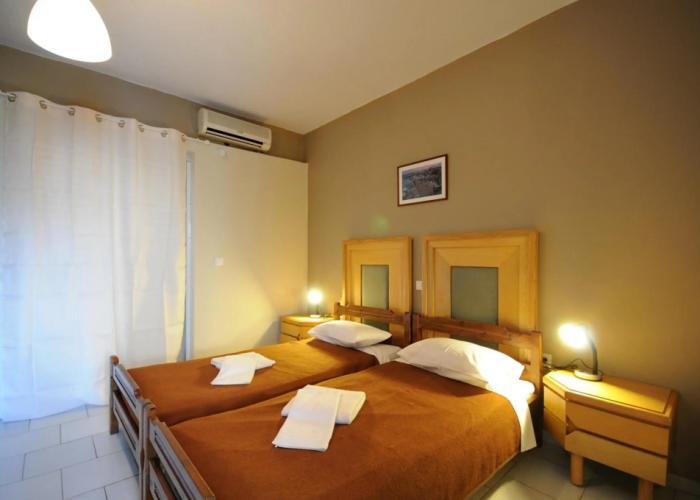 Manias Apartments