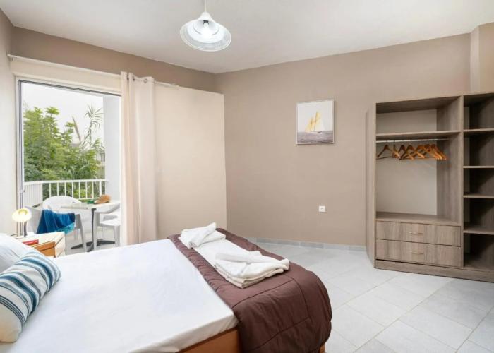 Manias Apartments