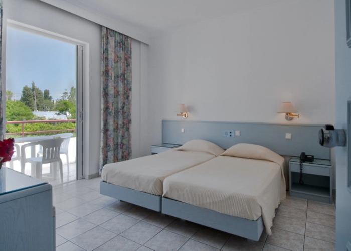 Alexandra Beach Hotel