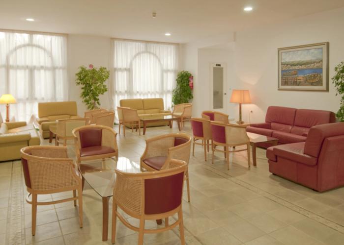 Alexandra Beach Hotel