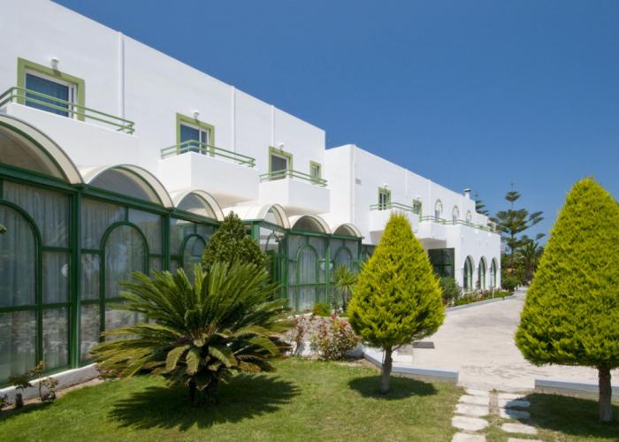 Alexandra Beach Hotel