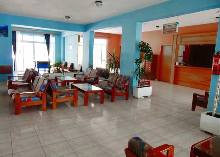Hotel Oasis