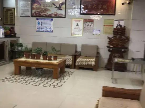 Kashgar Xinjie Express Hotel
