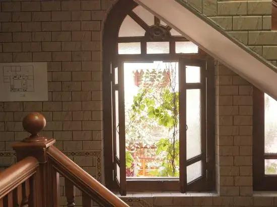Qingjia Shishe Homestay (Kashgar Ancient City Branch)