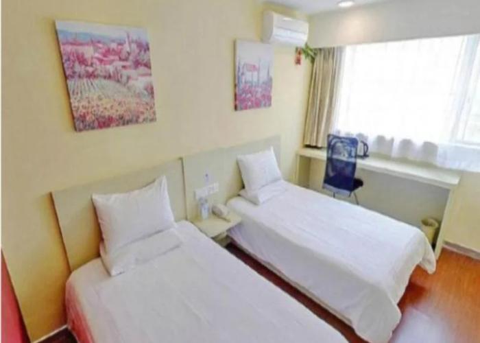 Hanting Hotel Nanchang Railway Station East Square