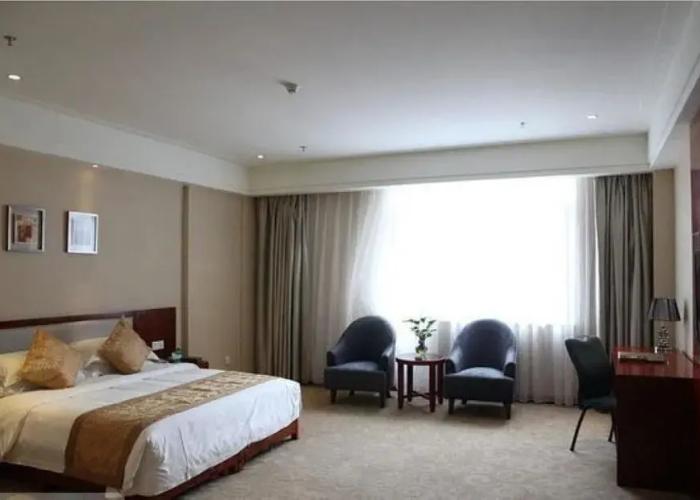 Jinhu Hotel