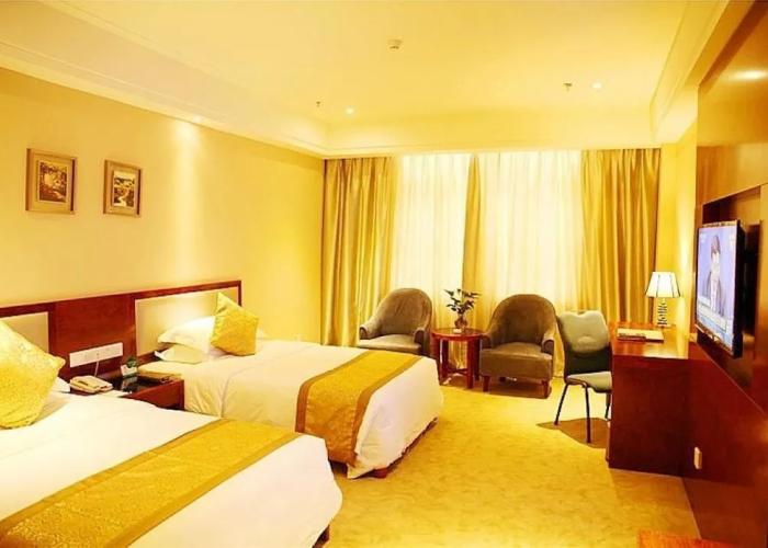 Jinhu Hotel