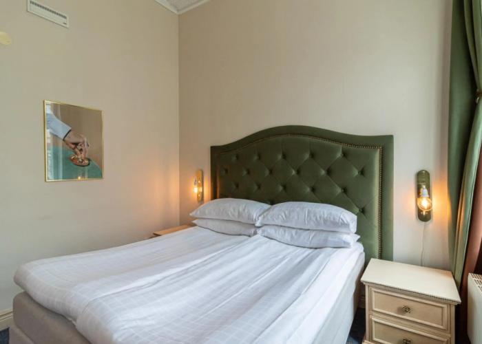 Home Hotel Christian IV