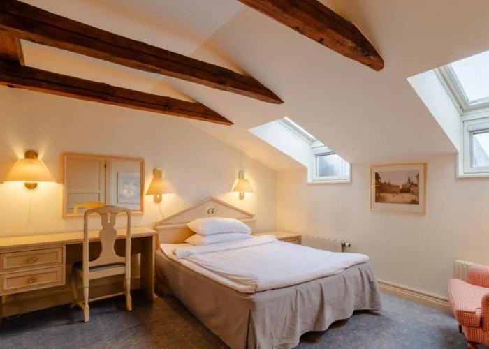 Home Hotel Christian IV