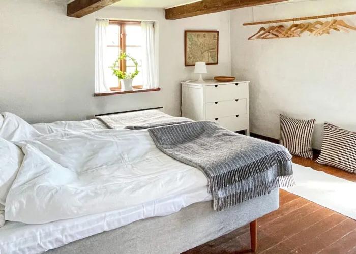 6 Person Holiday Home in Degeberga