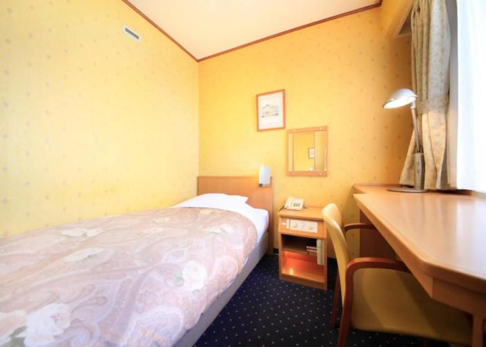 Niigata Station Hotel
