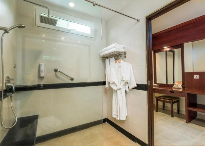 Emporikon Athens Hotel