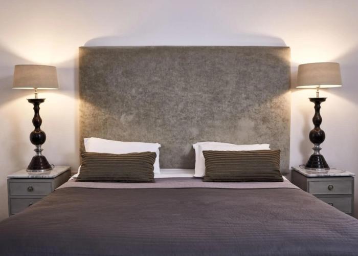 Emporikon Athens Hotel