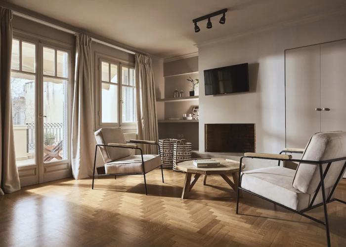 Plaka's Villa with Breathtaking Acropolis View