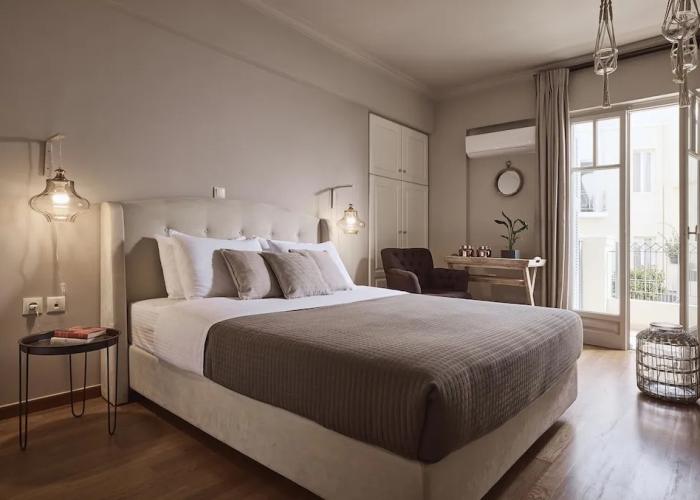 Plaka's Villa with Breathtaking Acropolis View