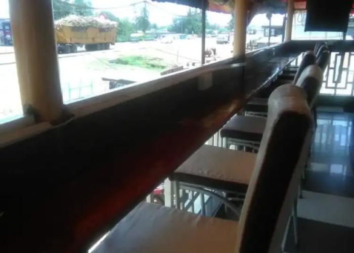 Lakers Tavern Lounge