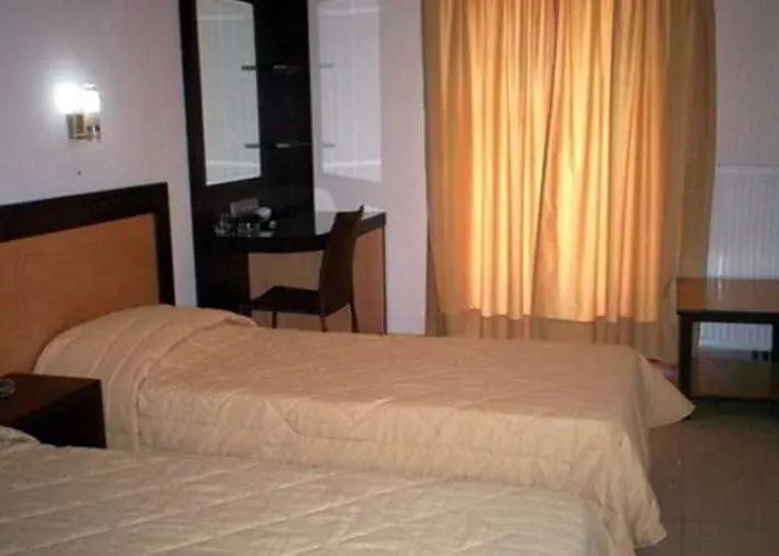 Hotel Aposperides