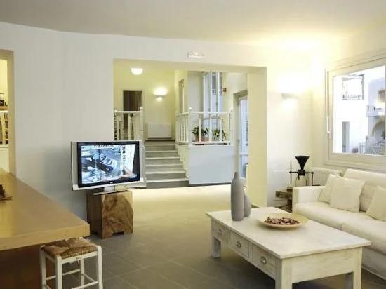 Filoxenia Apartments