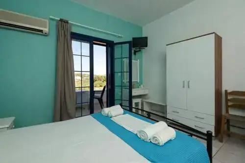 Contaratos Holiday Lettings