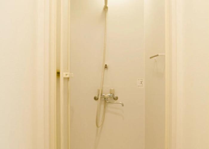 Hostel and Dining Tanga Table